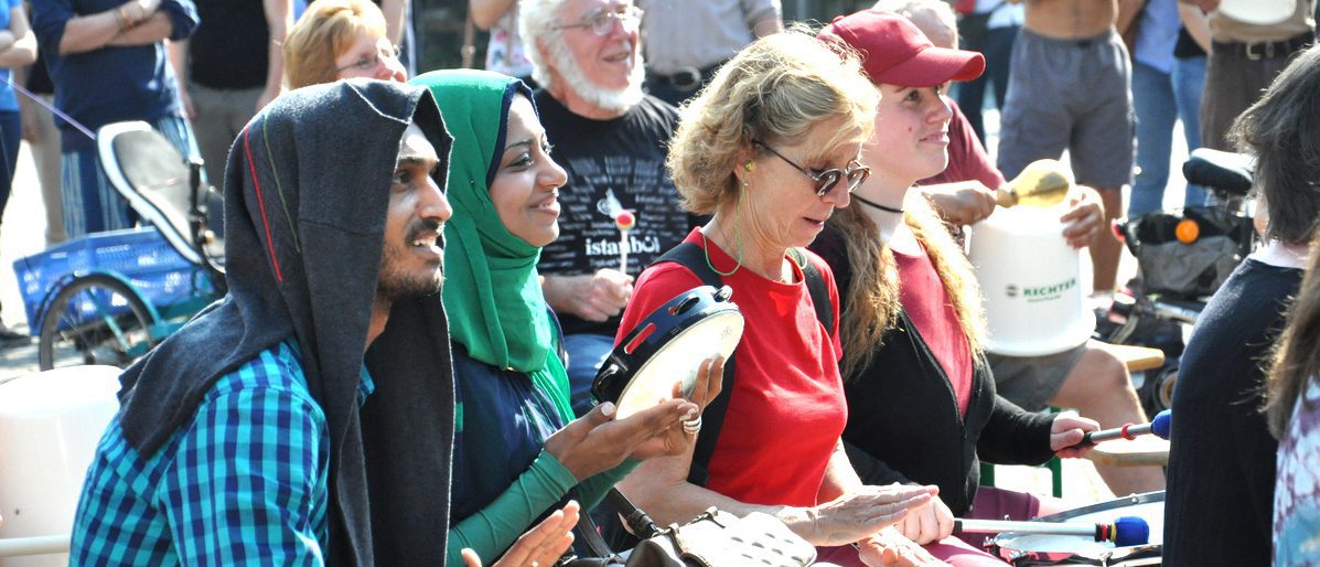 Drum Circle Marktplatz Lübeck