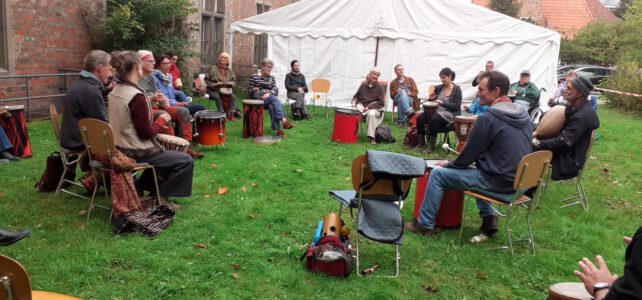 1. Oktober 2021 | Drum Circle meets Storytelling | Haus der Kulturen Open Air | Lübeck